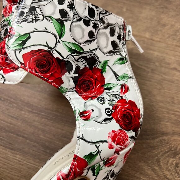 Ami Clubwear RARE Skull and Red Roses Platform Heels Sz 7 - Picture 7 of 15